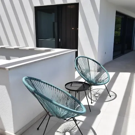 Villa Bella Vista 2 *