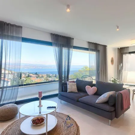 Bella Vista 2